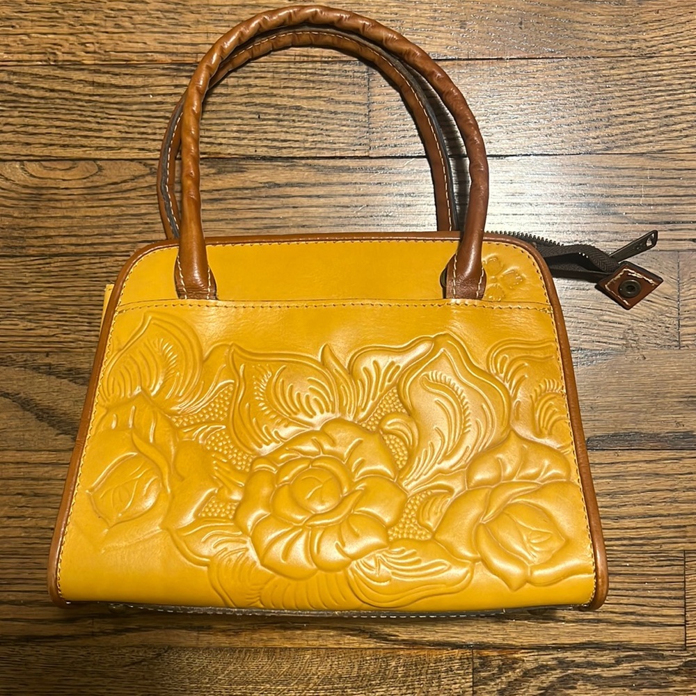 Patricia Nash satchel purse